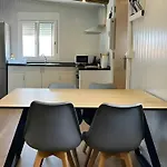 Casa Privada Con Jardin Barbacoa Y Piscina Privada Solo Familias Σπίτι διακοπών